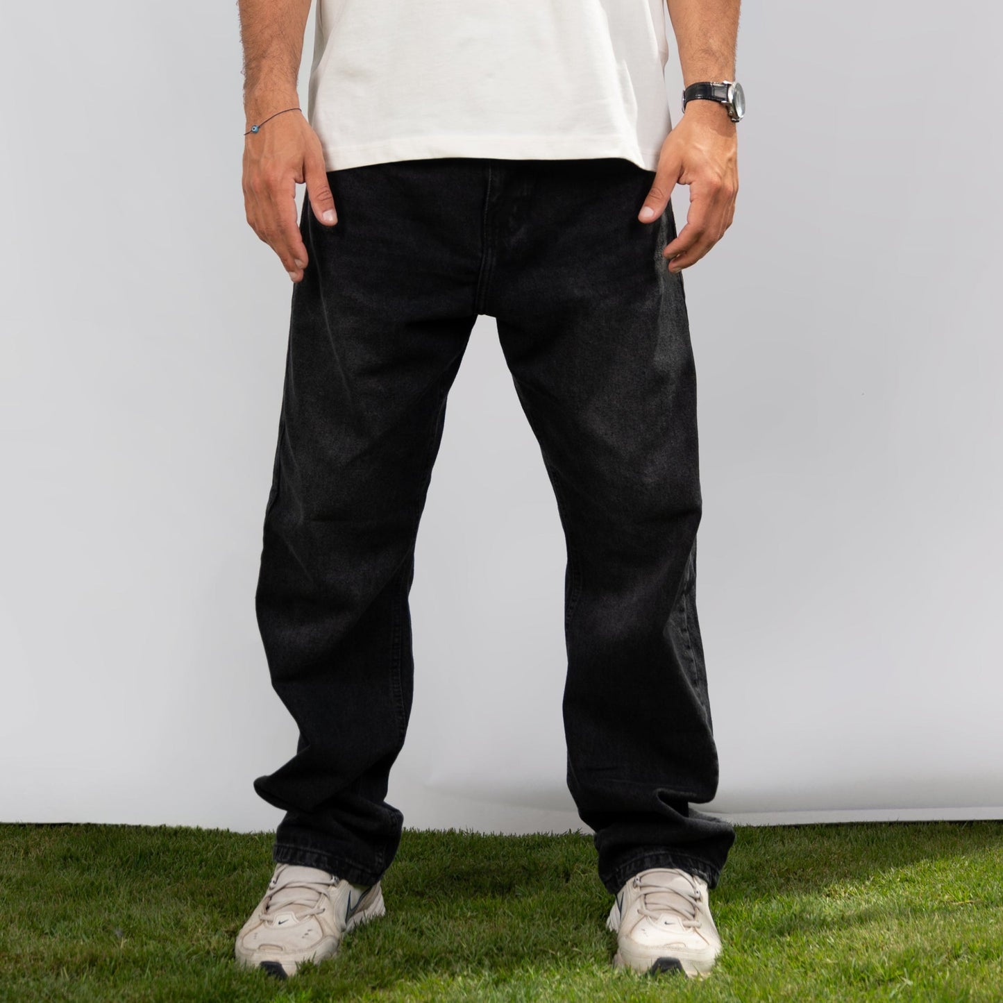 Relaxed Fit - Charcoal Denim