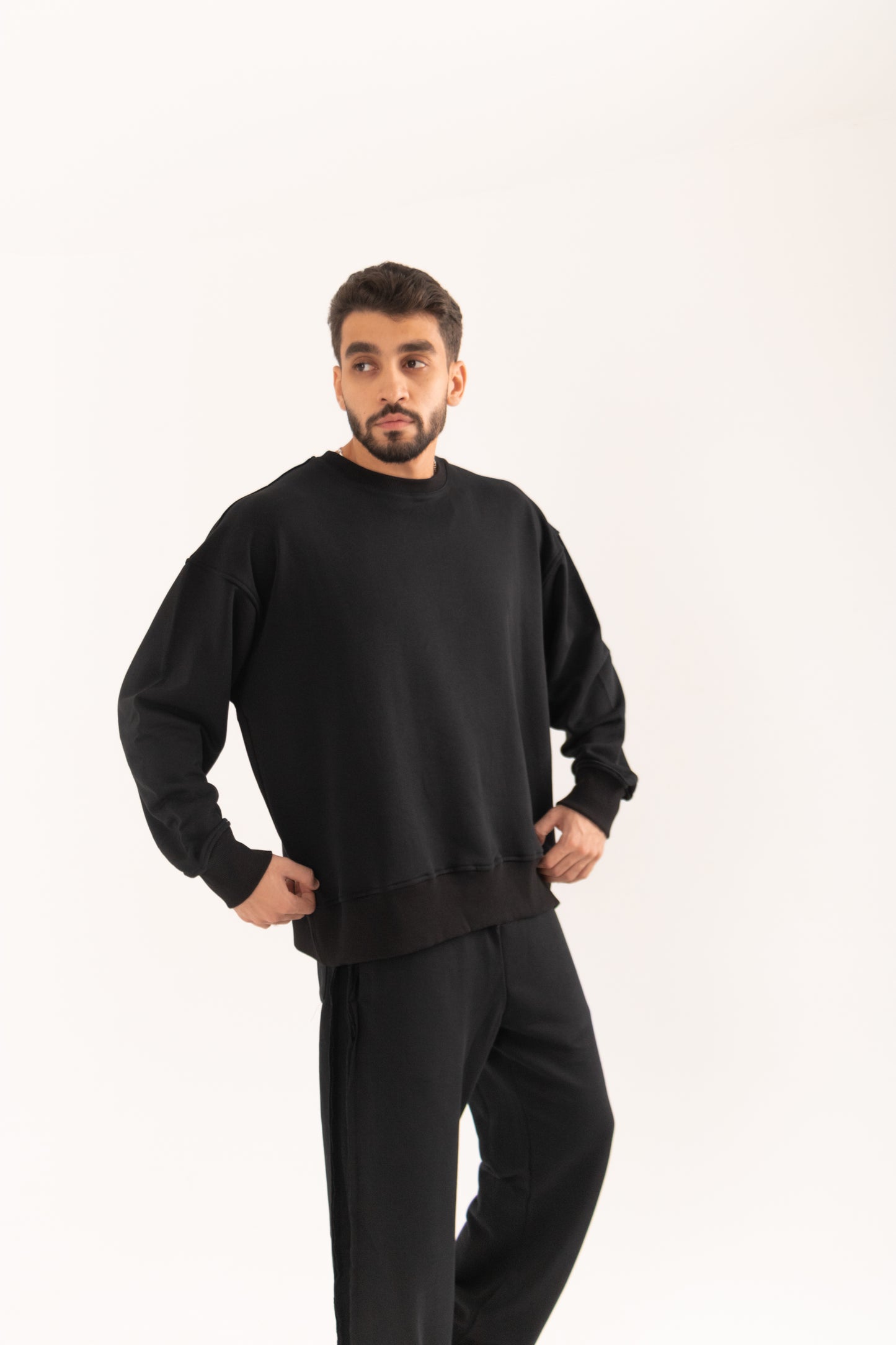 Exile Essential Crewneck (Black)
