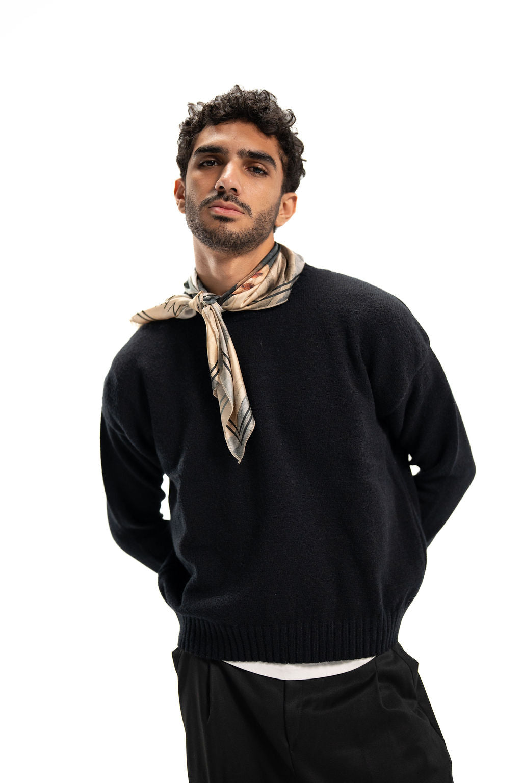 Knit Pullover – Black