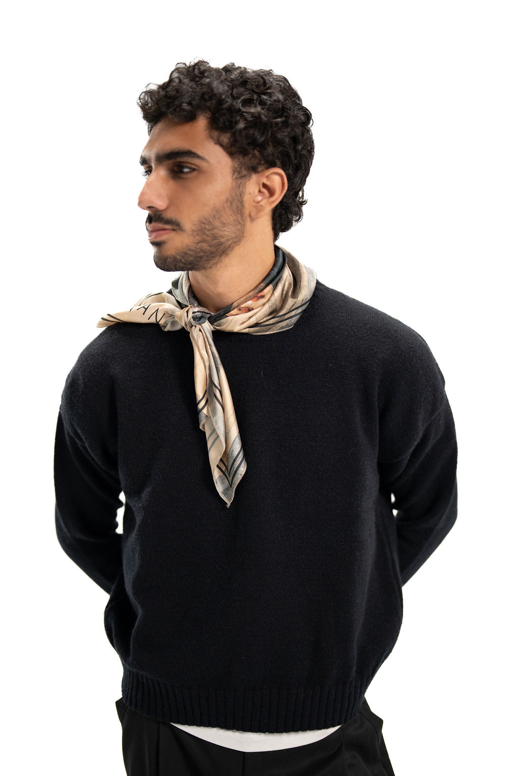 Knit Pullover – Black